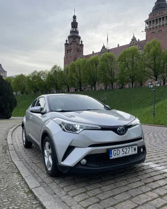 małopolskie Toyota C-HR cena 87900 przebieg: 59000, rok produkcji 2018 z Szczecin